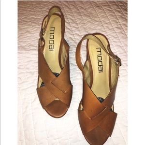 Camel leather wedge heels